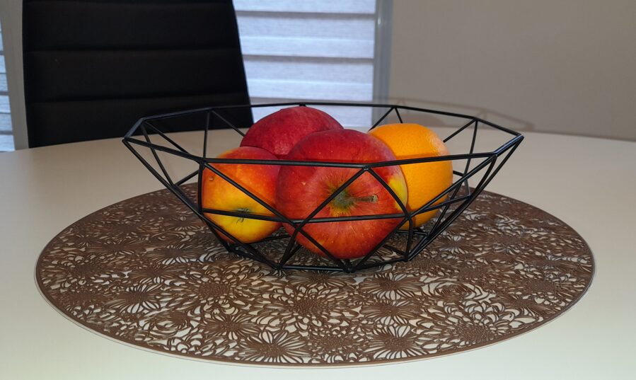 Dvipusis padėkliukas ant stalo apvalus 38cm.