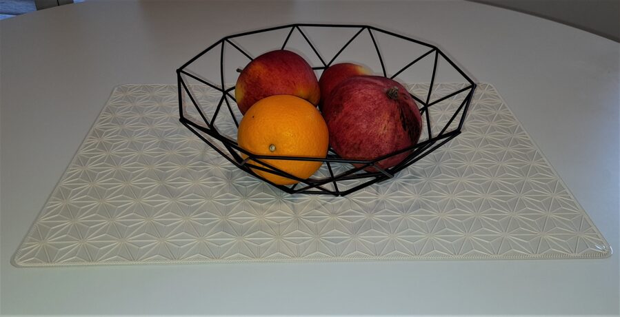 Dvipusis padėkliukas ant stalo stačiakampis